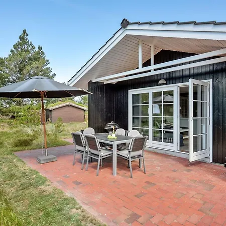 Raili - 1-5km From The Sea By Interhome *